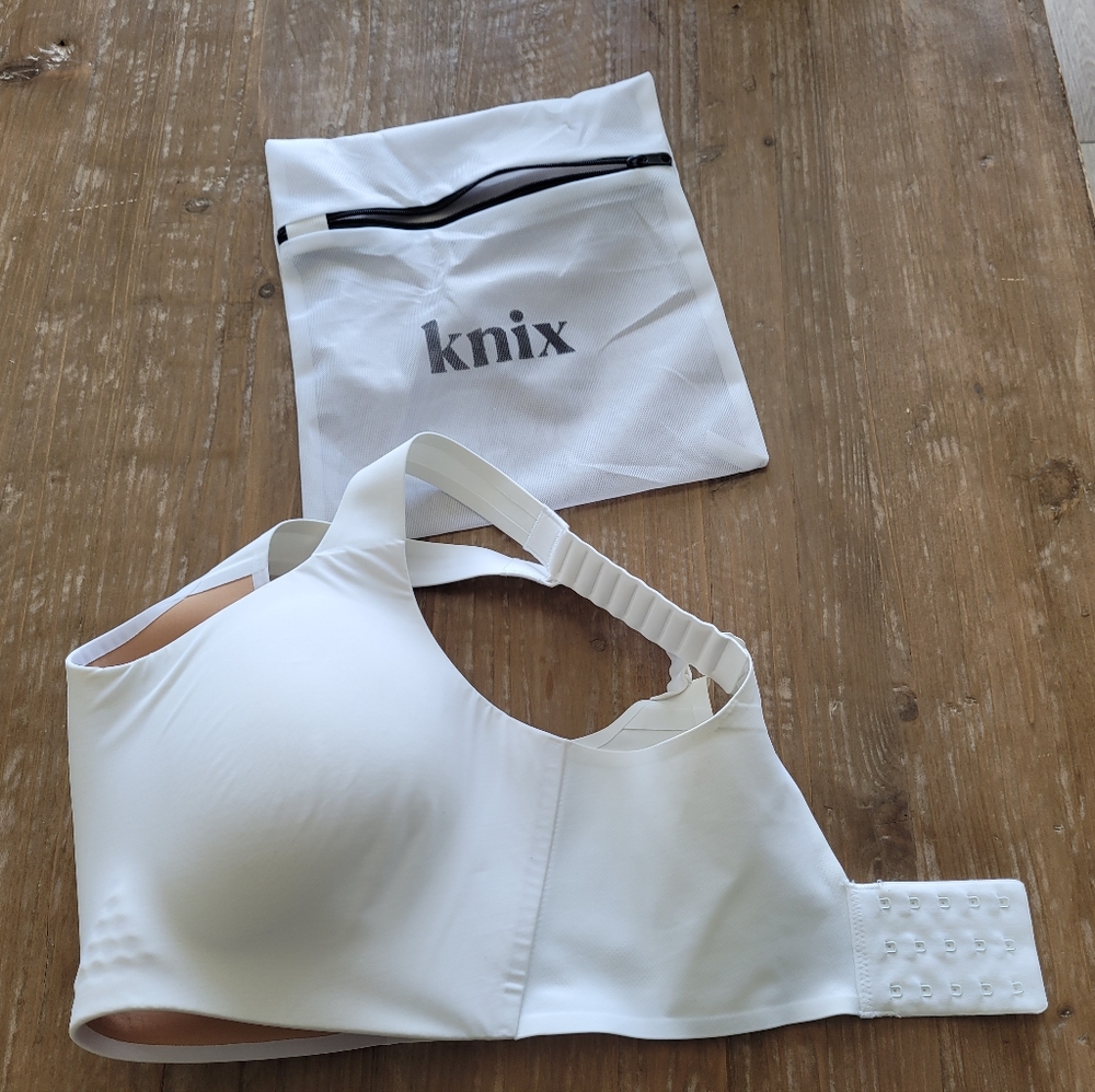 Knix Catalyst Bra White/  6+